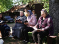 Maja dzīduojumi "Dauguļu" sātā. Foto: Amanda Anusāne, portals lakuga.lv-18