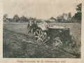 Traktors_Ari-Voduns-prut-art-zemi-ar-traktoru