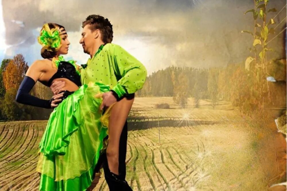 Diveji teatri. Ļauds i puorejīs mistris