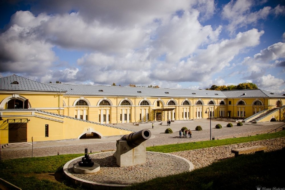 Rudiņa izstuožu sezonys atkluošona Rotko centrā