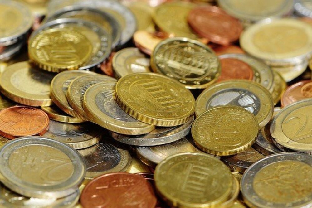 Cytugod izdūs Latgolys latvīšu kongresam veļteitu kolekcejis monetu