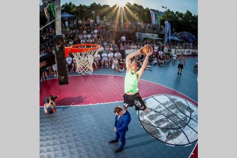 “Pi myusim Latgolā” – Renārs Bulduris par basketbolu, “slam dunk” i lelim sapynim