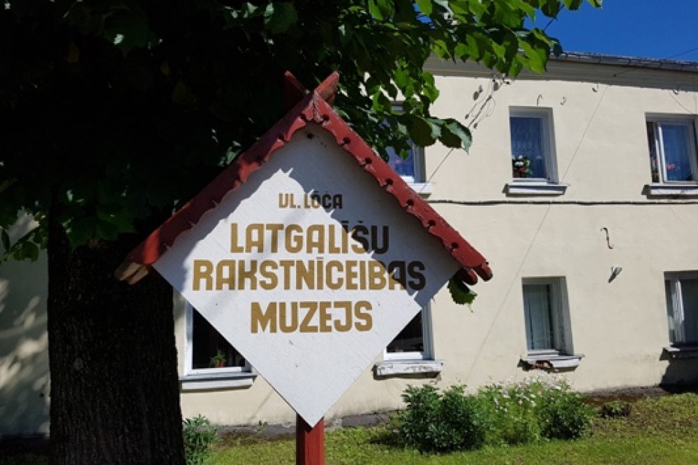 “Pi myusim Latgolā” par Latgalīšu rakstnīceibys muzeja nuokūtni