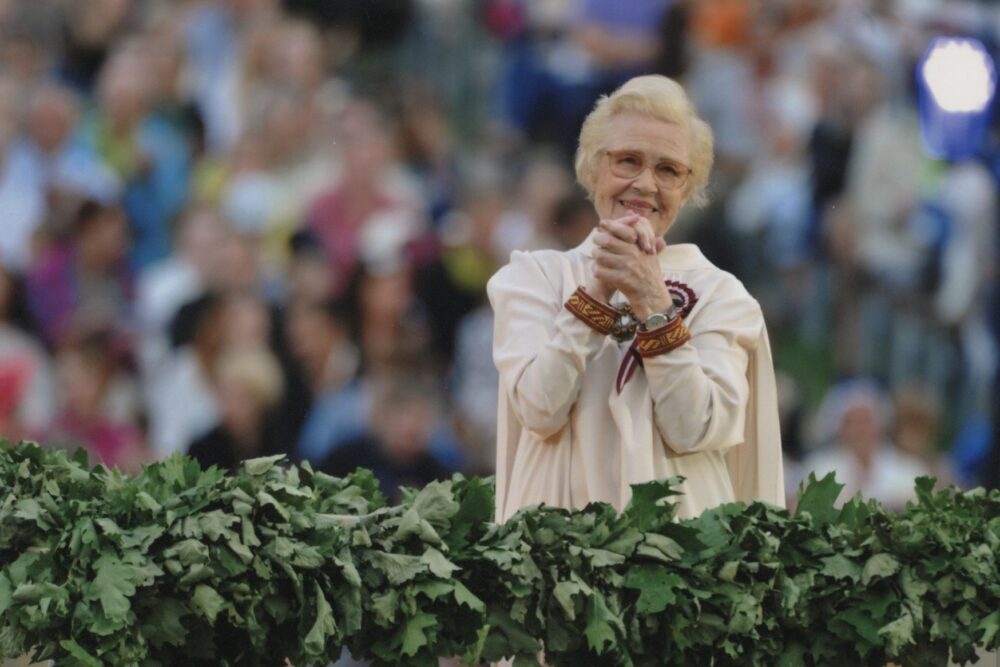 Jei lyka sistīs Latgolys dzīsmis sirdei. Terēzei Brokai – 100