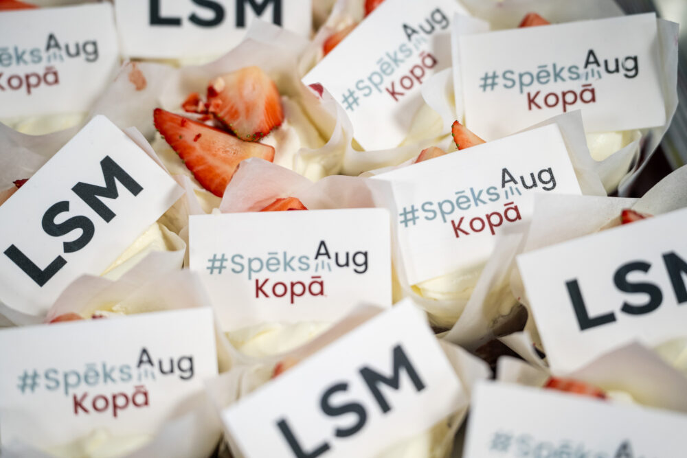 Multimedials atbolsts kvalitativai regionalai žurnalistikai. LSM Latgolys redakcejis atkluošona Daugovpilī (+FOTO)