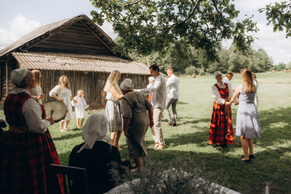 Juoņa dīnys svieteišonys šaļtenis. Portala lakuga.lv skaiteituoju pīredze
