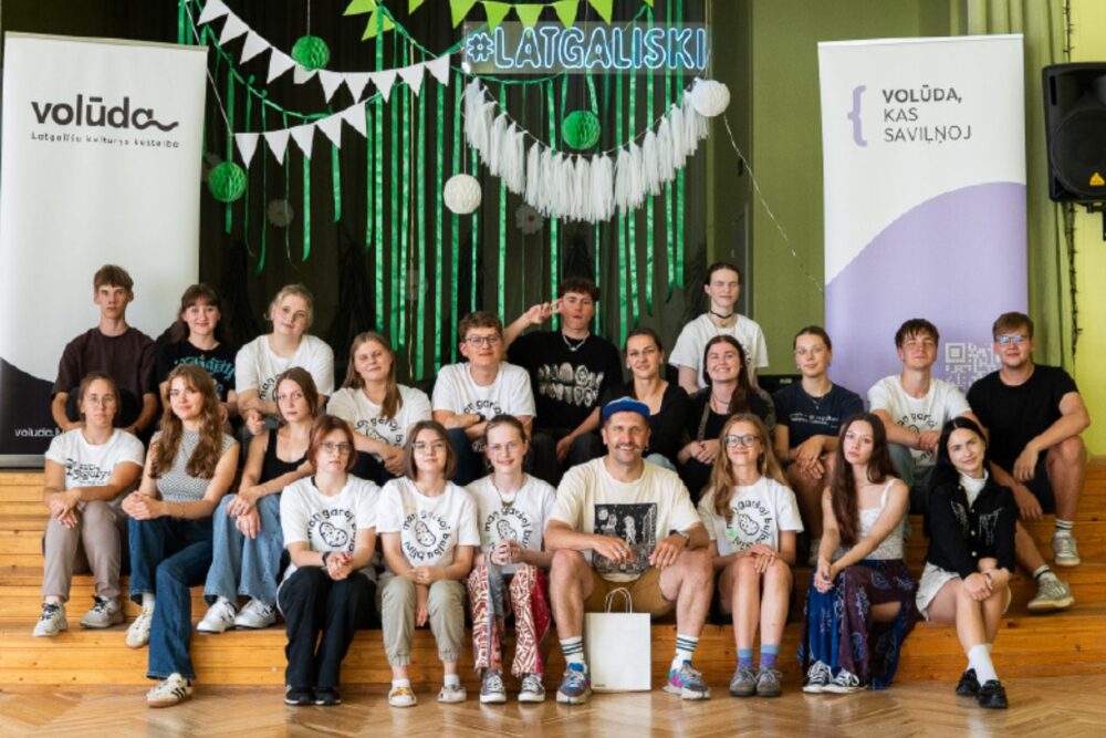 Vuiceitīs latgalīšu volūdu i izzynuot latgaliskū – jaunīši sasatiks seminarā “Atzolys” Ludzys nūvoda Kuorsovā