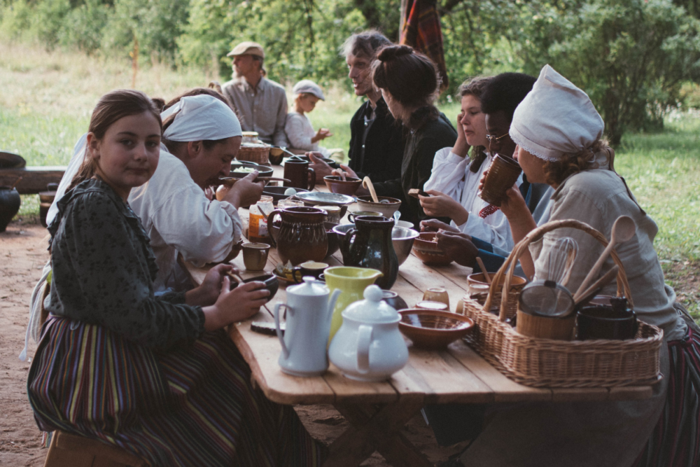 Nūmetnē “Pi Ombomīšim!” varēs atsagrīzt 19. godu symtā