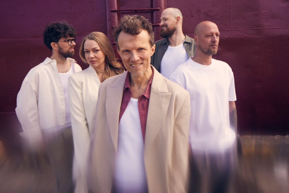 Ar saknem i sajiutom Latgolā. Saruna ar grupys “The Sound Poets” dalinīkim Juoni Aišpuru i Kārli Juostu